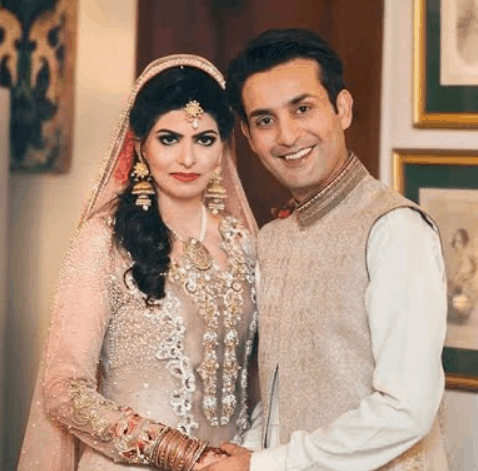 Affan Waheed Family Pics – Wife, Sister, Mother, Brother | Showbiz Hut