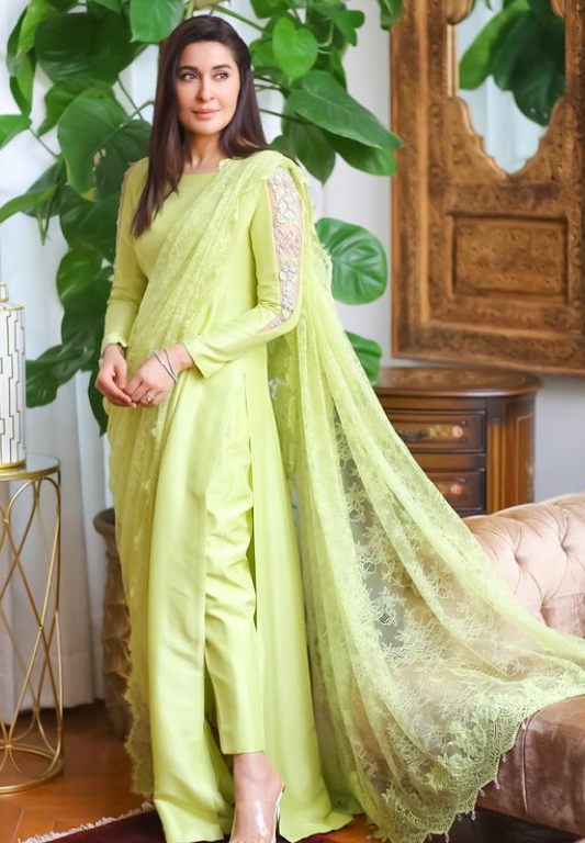 Shaista Lodhi Dresses in Jeeto Pakistan 2022
