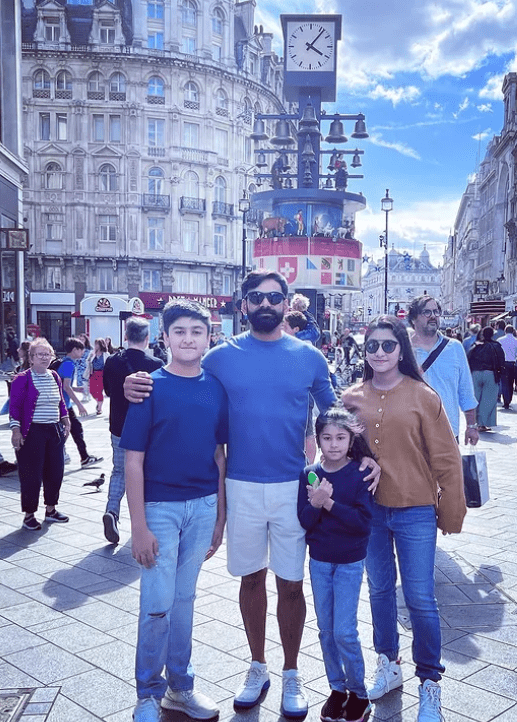 mohammad hafeez family pics 