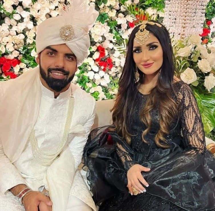 shadab khan wedding pics with wife