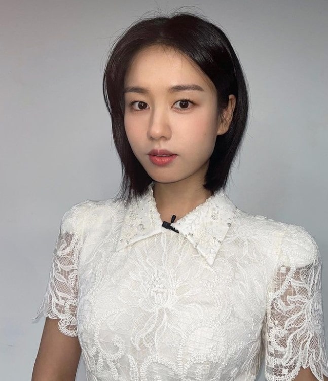 Ahn Eun Jin Biography