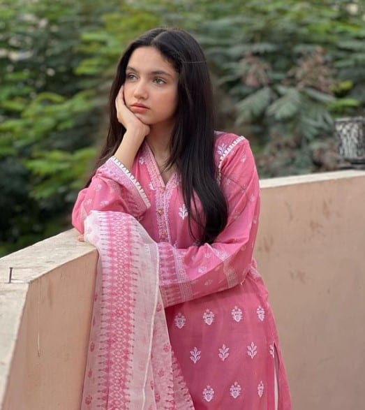 Aina Asif Dresses in Mayi Ri