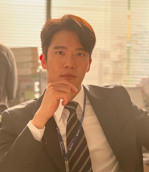 Ha Seok Jin Biography