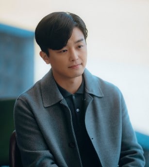 Yeon Woo Jin Biography 